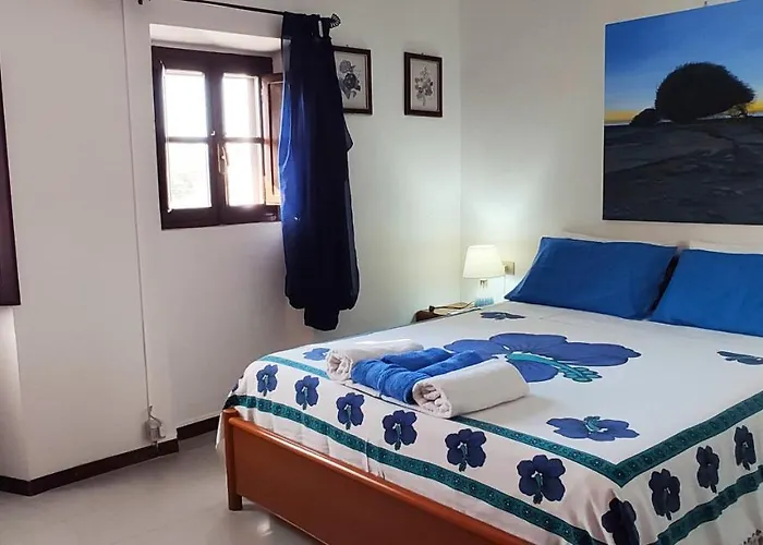 SA MENDUA E SA PRUNA casa al mare